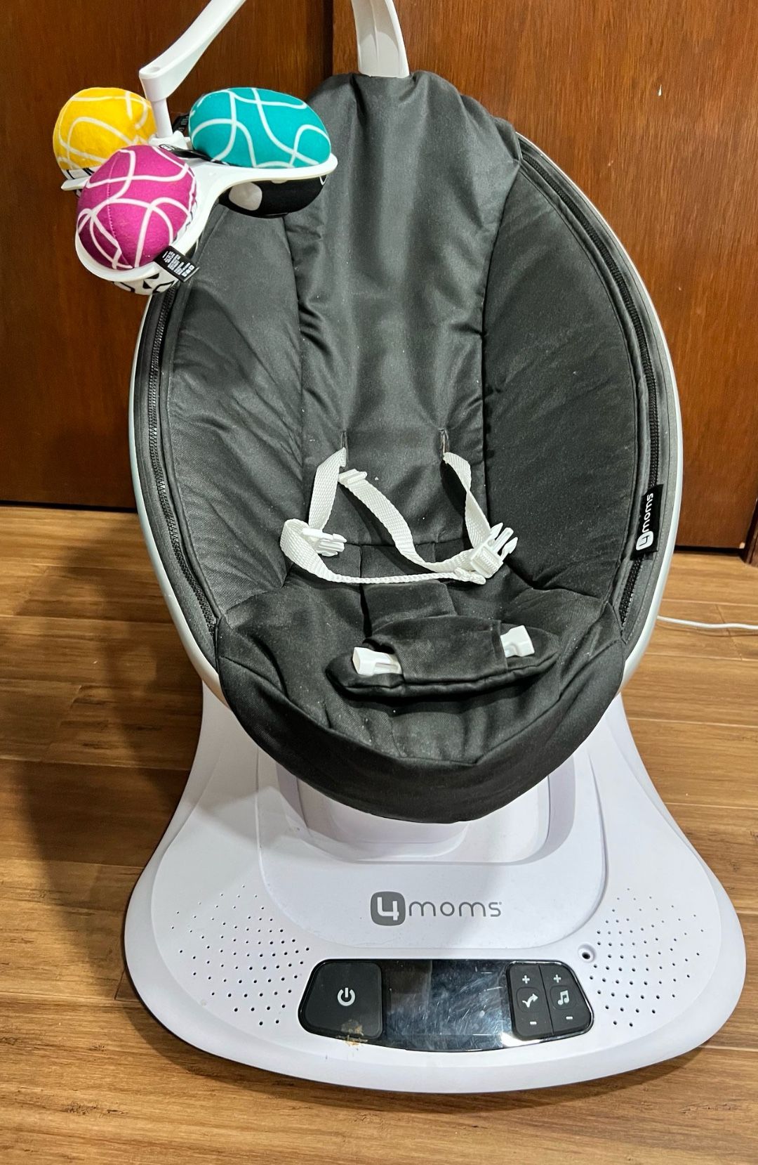 4Moms MamaRoo Multi-motion Swing