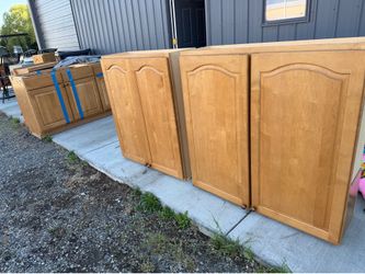 Kitchen cabinet set