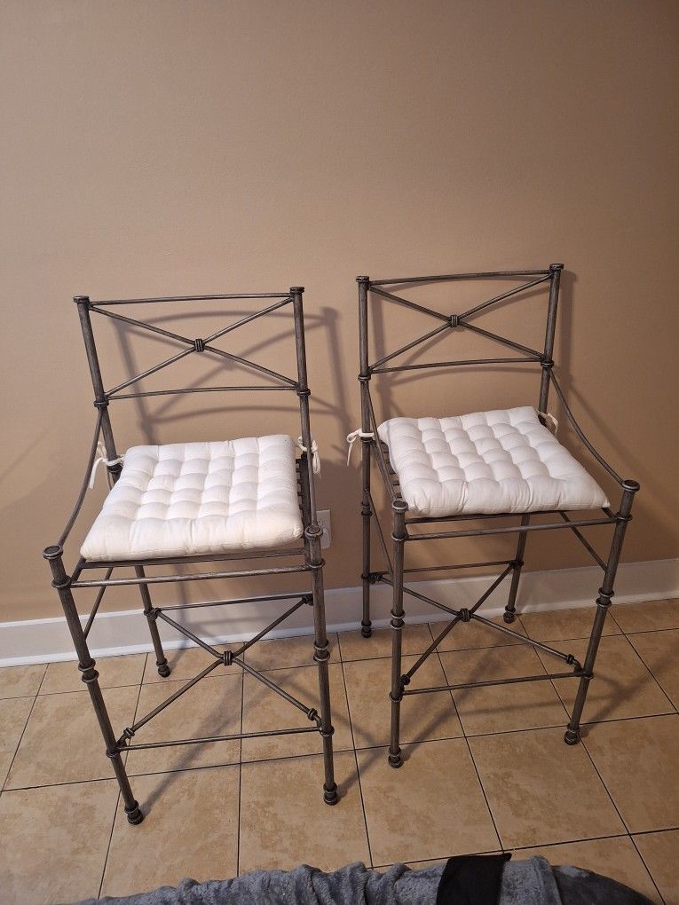 Beautiful Pier One Bar Height Chairs