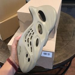 Adidas Yeezy Foam Runner Stone Taupe Size 13M