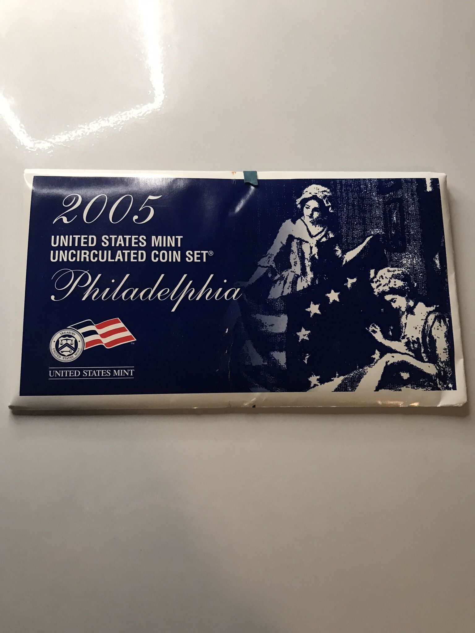 Philadelphia And Denver 2005 Uncirculated Mint Sets 