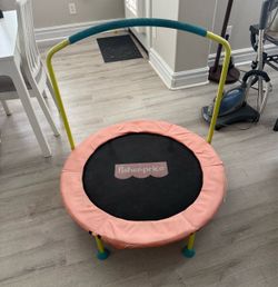 Fisher-Price Wonder Jump Mini Indoor Trampoline