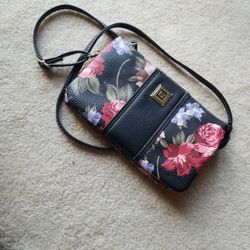 STONE MOUNTAIN  WALLET SHOULDER PURSE ' New'