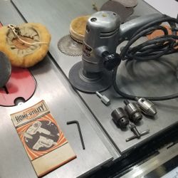 Black & Decker Sander-Polisher w/Metal Case
