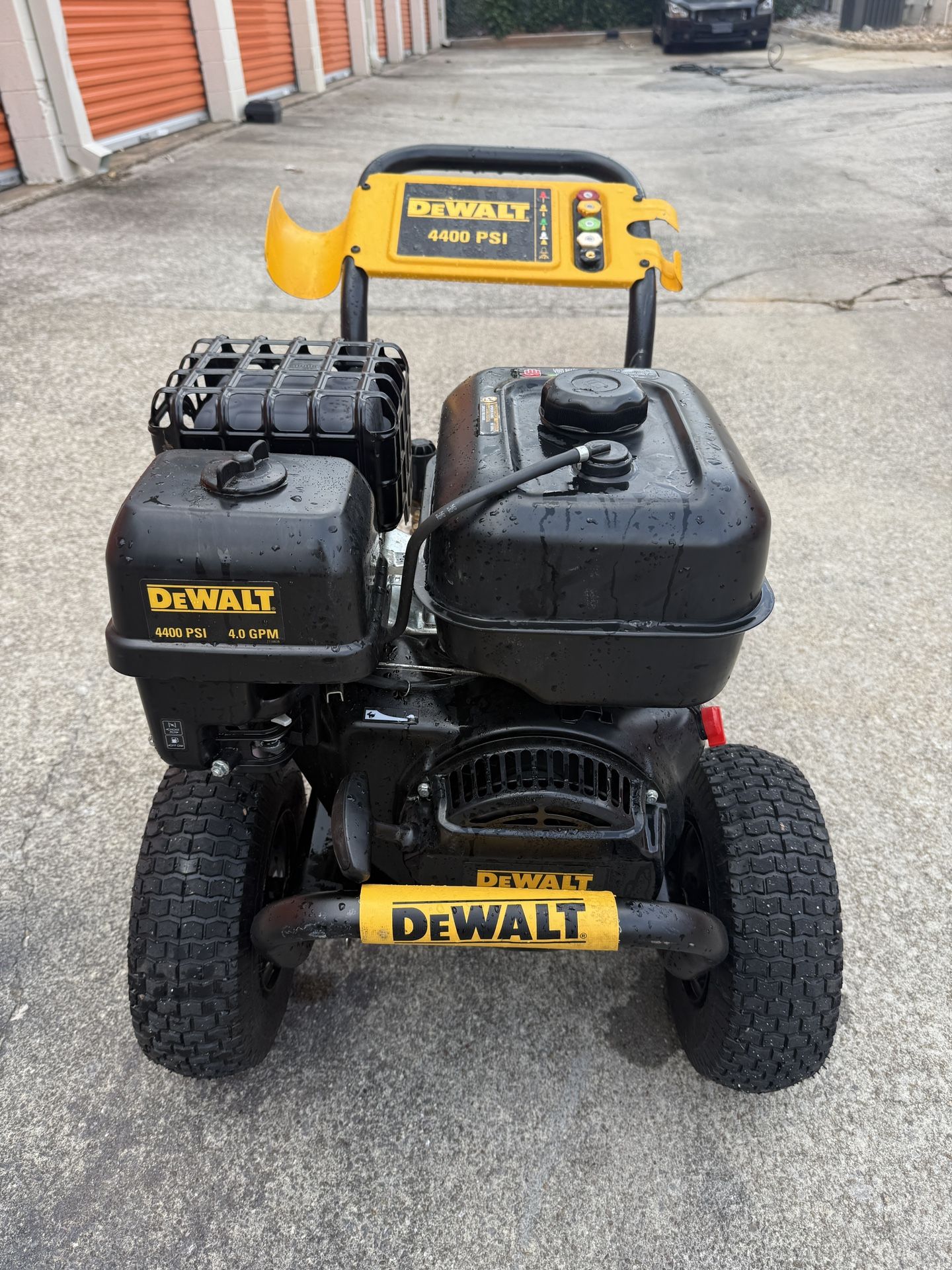 Dewalt 4400 Psi Pressure Washer