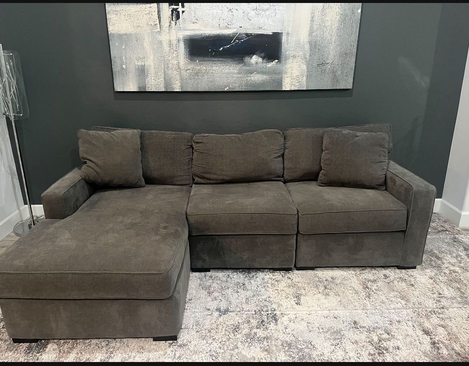 Chaise Sectional Sofa