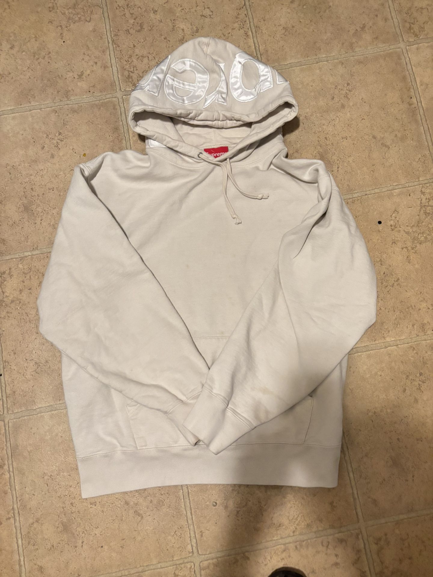 Supreme Pullover Hoodie - Large
