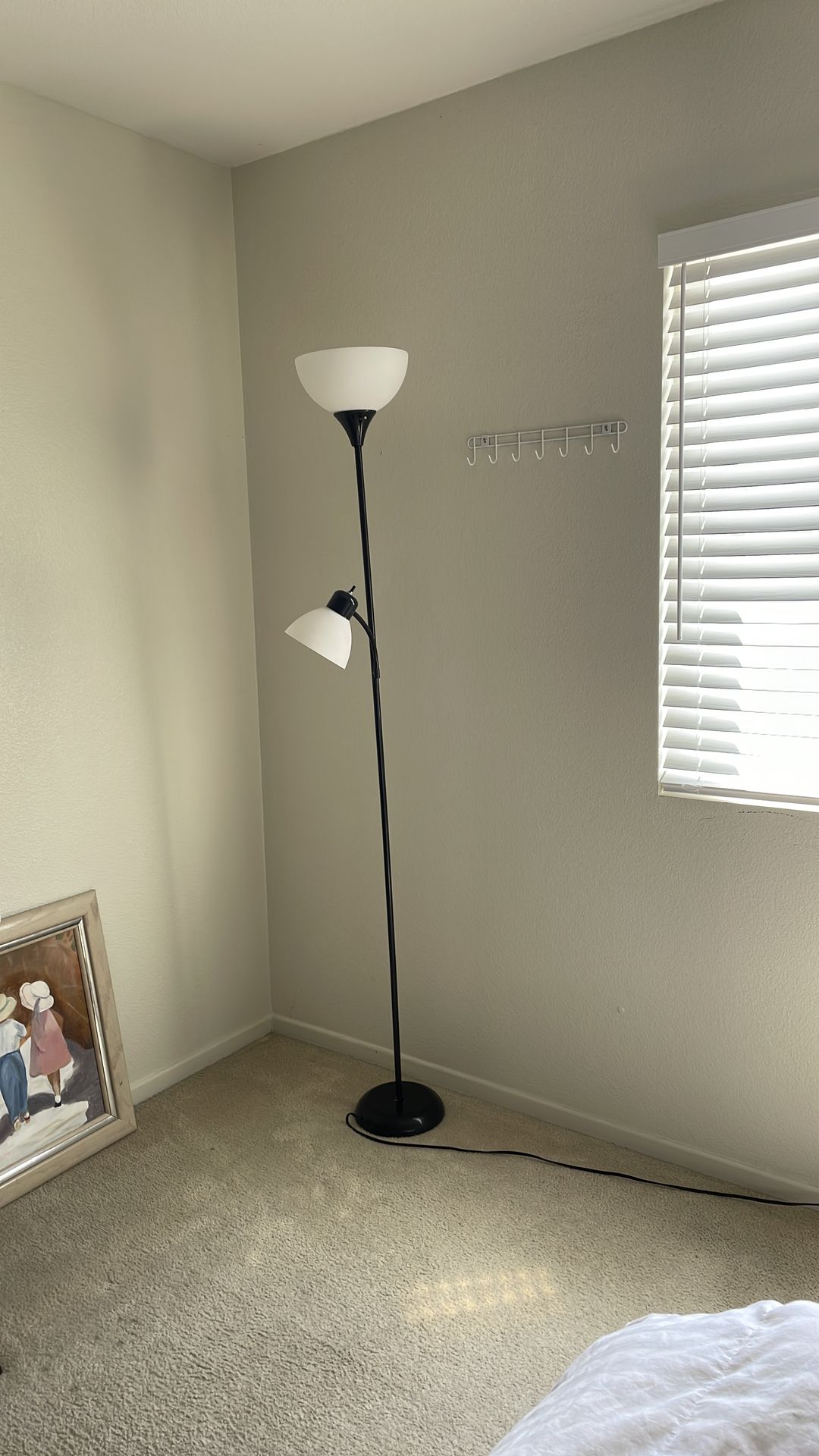 Floor lamp