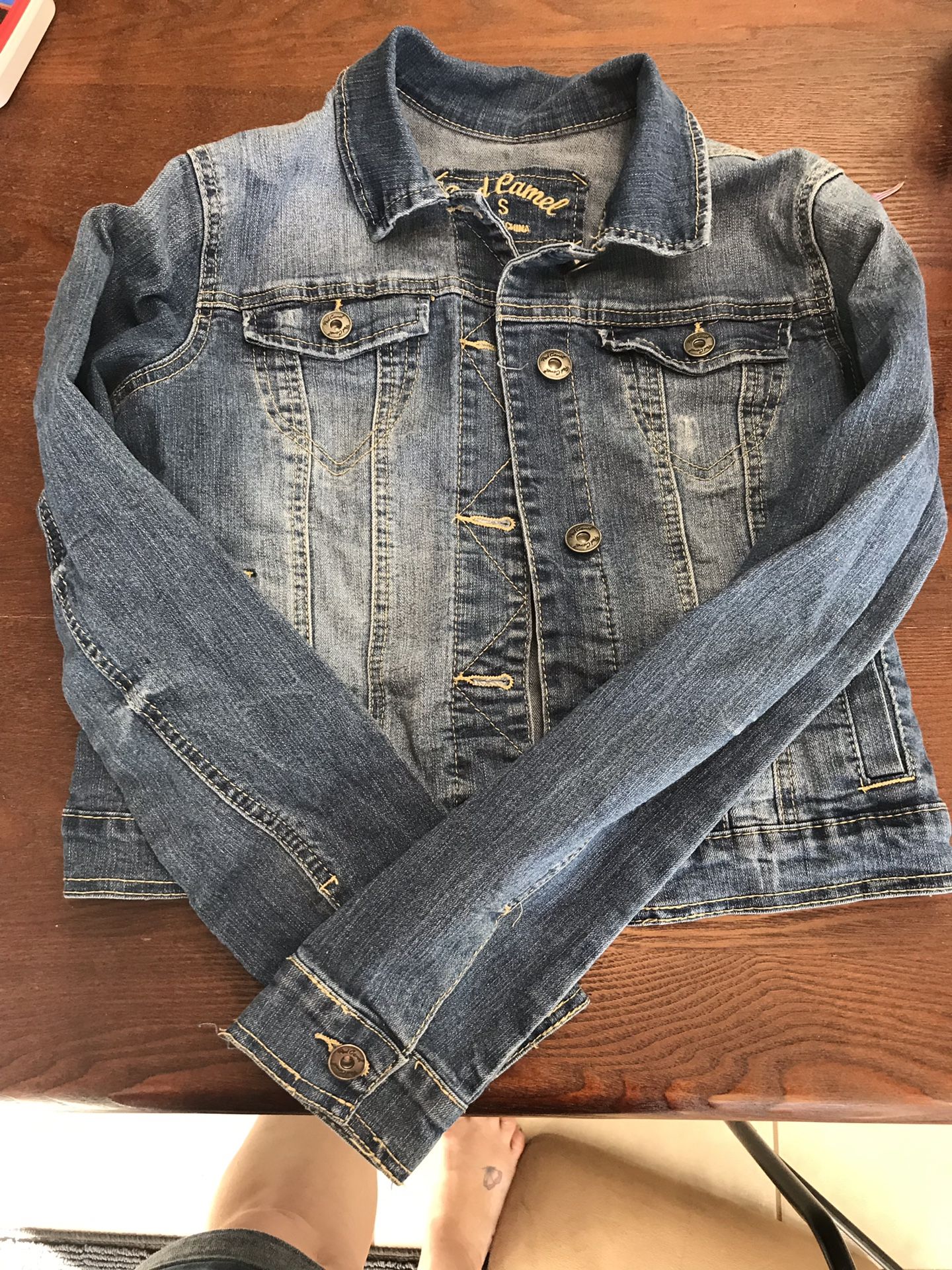 Jean jacket size small