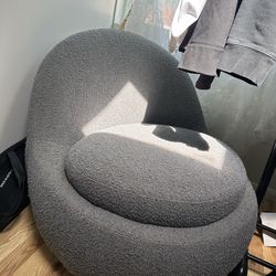 Grey Sofa Chair – Modern & Comfortable