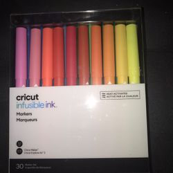 CRICUT Infusible Ink 30 Count Marker Set With Stand ($50 Value)