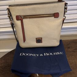 Dooney and Bourke Bone Handbag