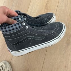 size 7.5 men’s vans mtb hiking boots 