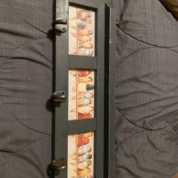 Frame print with hooks