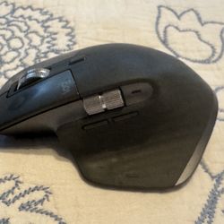 LOGITECH MX MASTER 3 MOUSE (2) AVAILABLE 