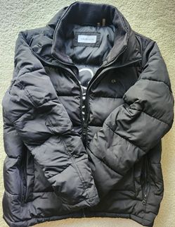 Calvin Klein mens black puffer jacket , set in bib detail & water resistant shell, size L