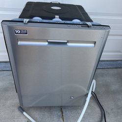 MAYTAG Fingerprint Resistance Stainless Steel Built In Dishwasher MDB8959SFZ4