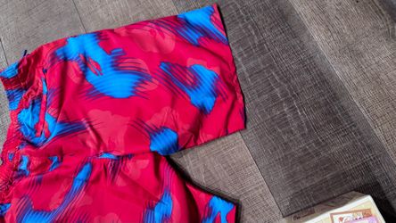 Designer-bape shorts sz xxl capitais american colors  marvels