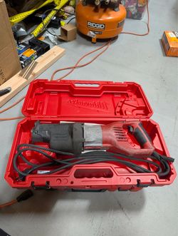 Milwaukee 15 Amp Super Sawzall Reciprocating Saw with Hard Case – Parts Only