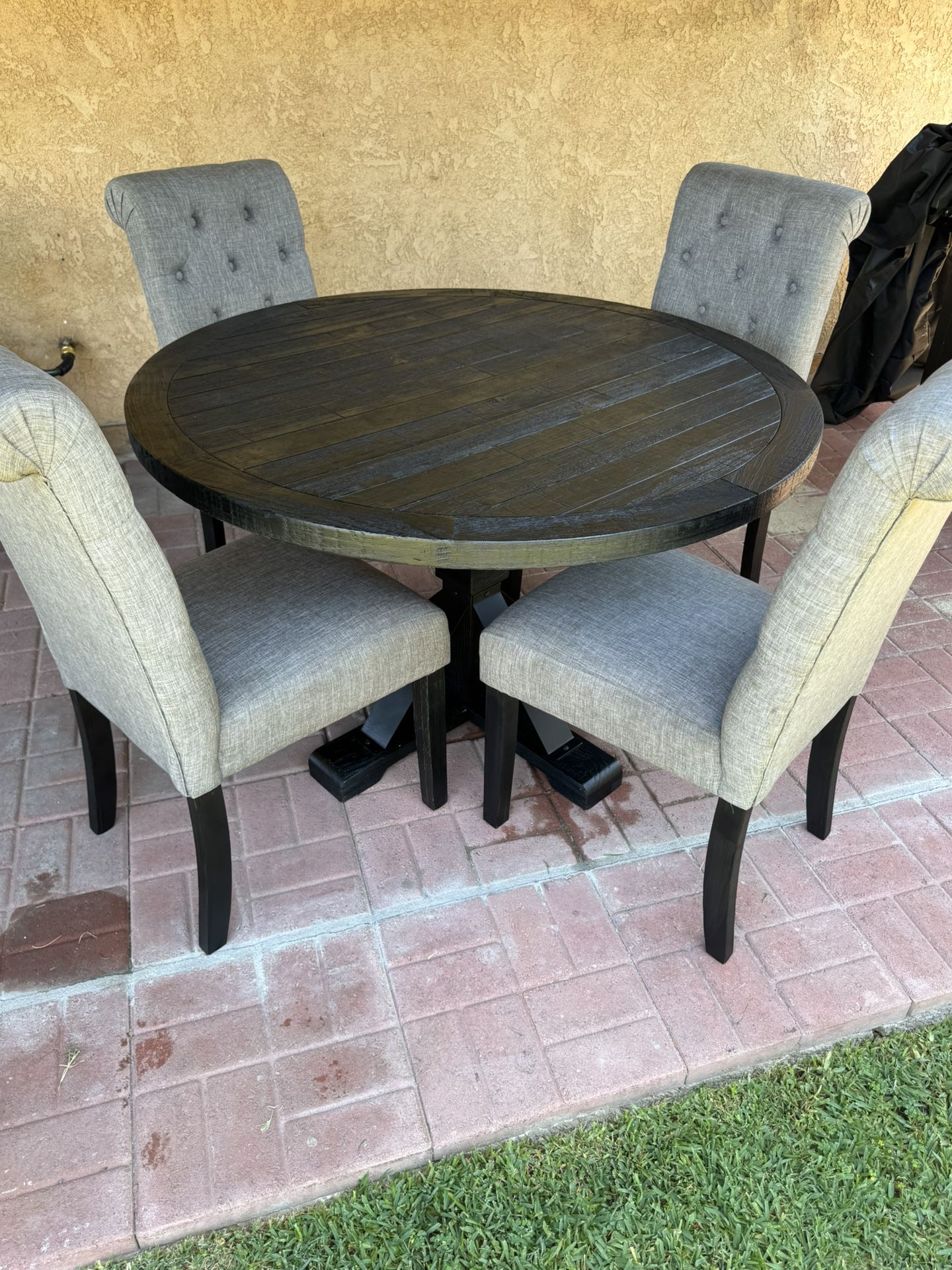 Dining Room Table And Chairs