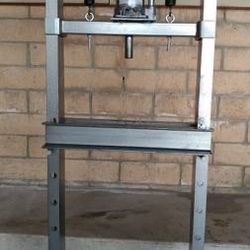 12 Ton Shop Press