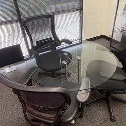 Glass Table With Chairs 