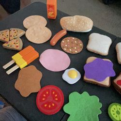 Little Kid Kitchen With Food Toy 