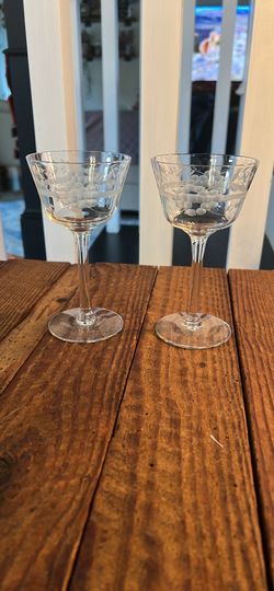 Noritake or Sasaki "Bamboo" etched crystal liquer glasses (2)