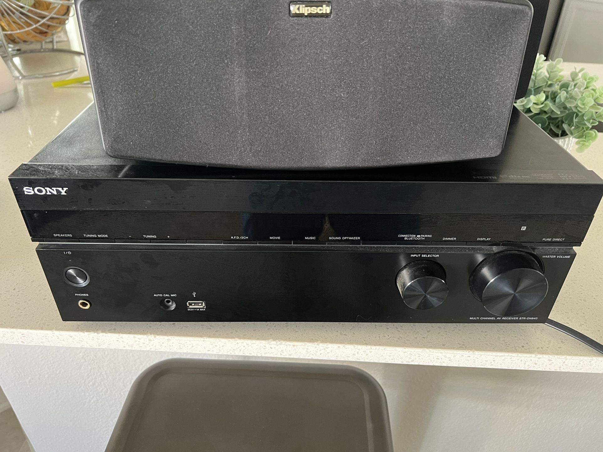 Sony Receiver And Klipsch Speaker With Stand 