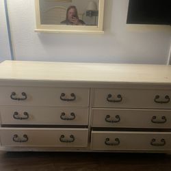 Matching Dresser, Tables, Chairs