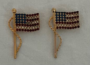 Set of two American flag pins with gold detailing.  (Cash Only & Elk Grove Pick-up)