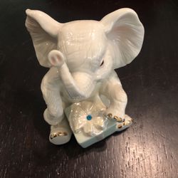 Lenox "Birthday Wishes" Elephant Holding a Gift Figurine - No Box