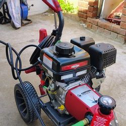 NEW PRESSURE WASHER BRIGGS STRATTON 3200PSI 2.6 GPM