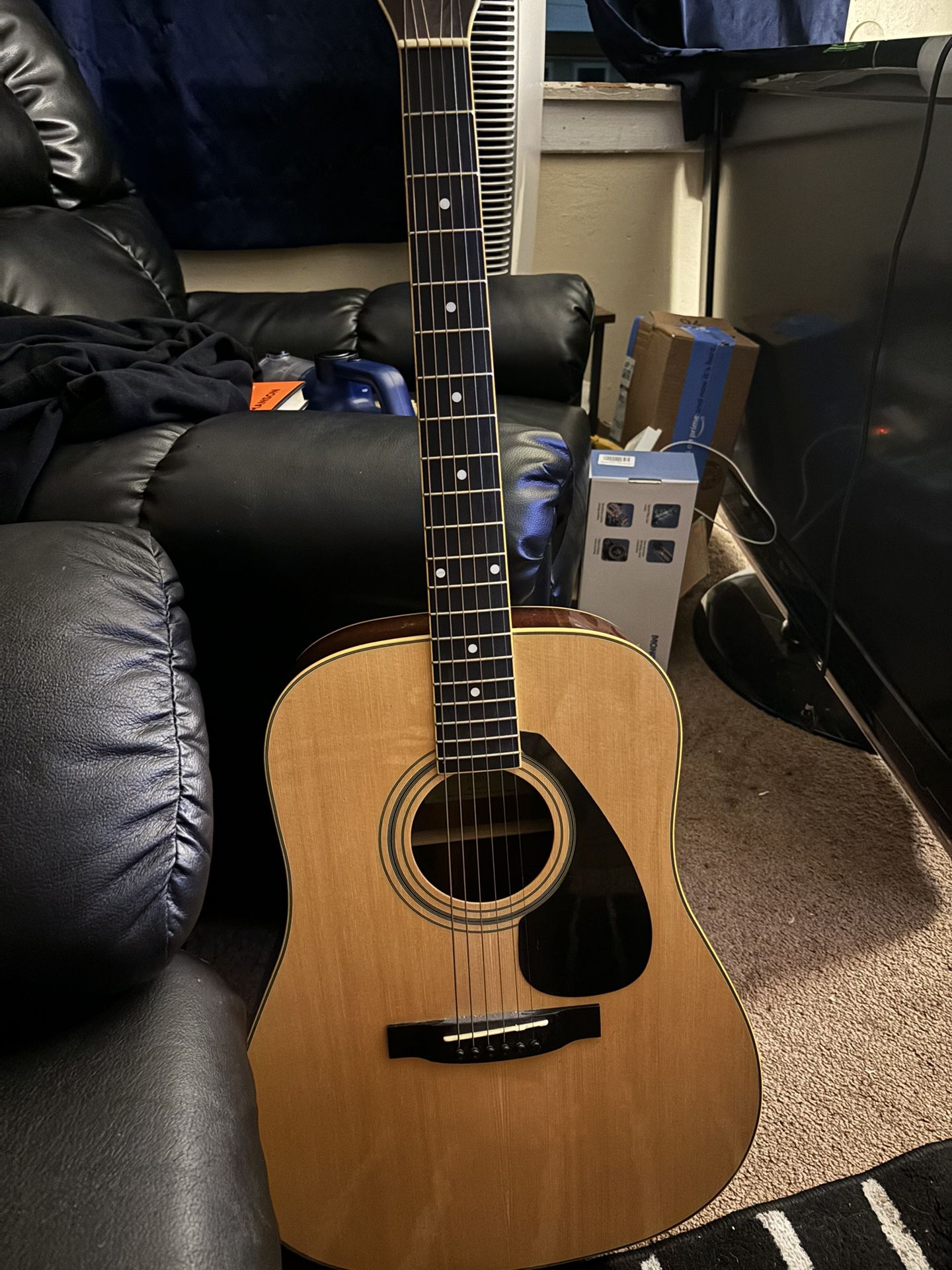Yamaha FD02 Acoustic Guitar