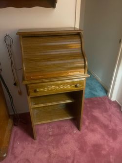 Small desk