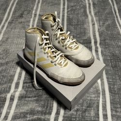 Adidas 230-TECH FALL 2.0 Size 9