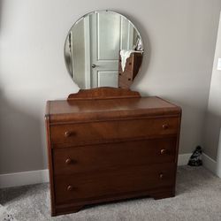 3-piece Antique Dresser Set 