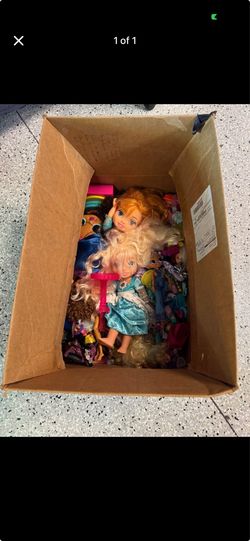 Miscellaneous dolls and Disney stuff