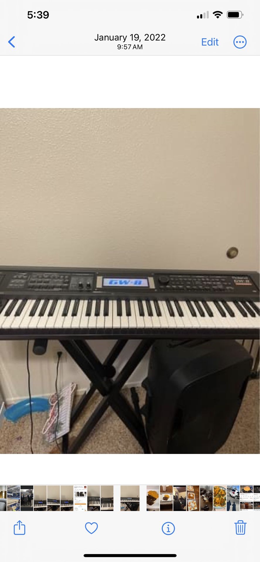 Roland GW-8 61 Key Keyboard