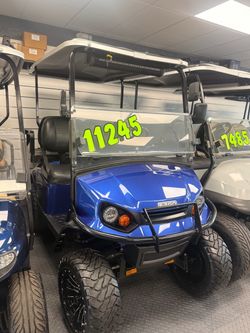 2022 EZGO L4 LITHIUM Golf Cart