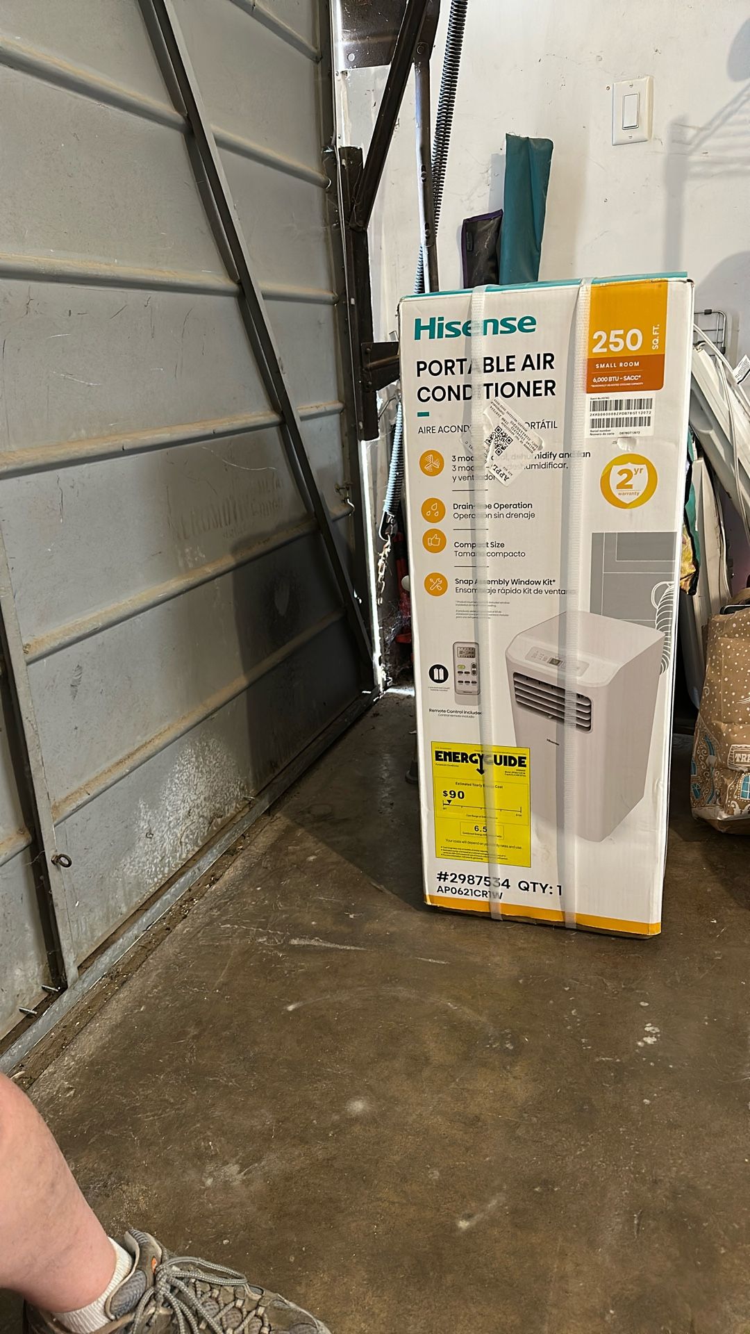 New In Box Never Used. Hisense Portable AC Unit, 6000 BTU For Small Room