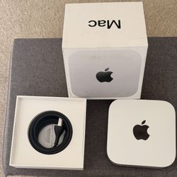 Mac Mini 16GB RAM / 256GB SSD