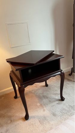Cherry Wood End Table with Swivel Top