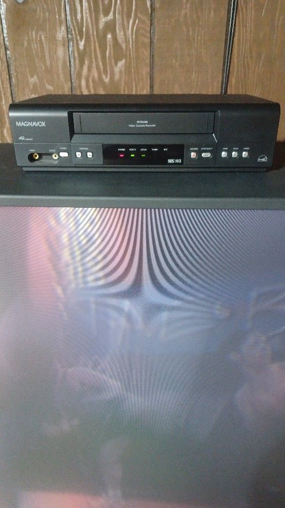 Magnavox VHS Player And Recorderw/ Remote Control