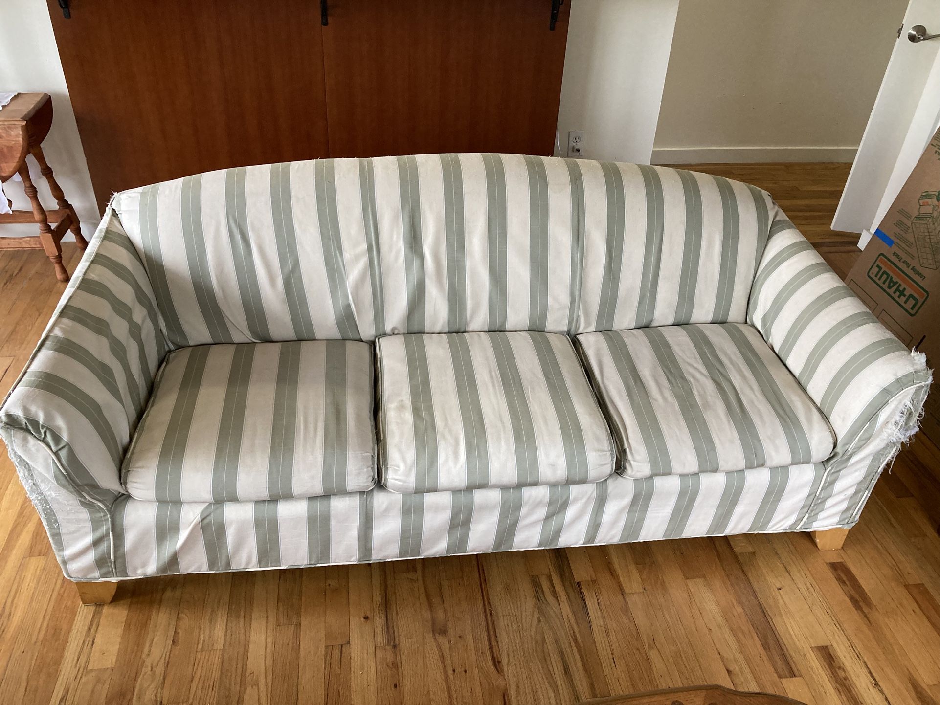Sturdy Ethan Allen Couch