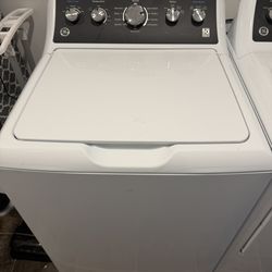 Electric Washer And Dryer.