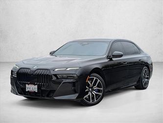 2023 BMW 740