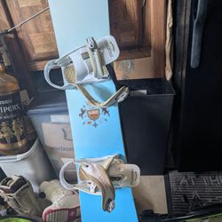 Used Burton TROOP Womens Board/Bindings