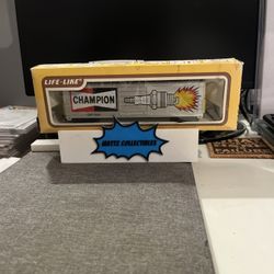 HO Life-Like 8426 Champion Spark Plug Billboard 50' PD Boxcar 