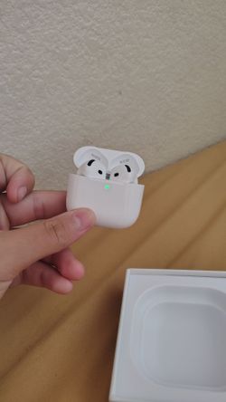 Airpods 4